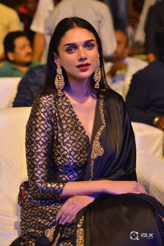 Aditi-Rao-Hydari-at-Antariksham-Pre-Release-Event